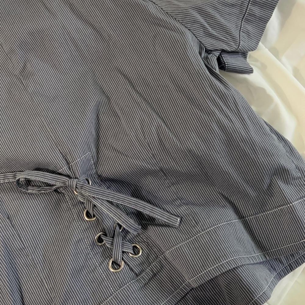 Blue Striped One-Button Blouse - Picture 5 of 5